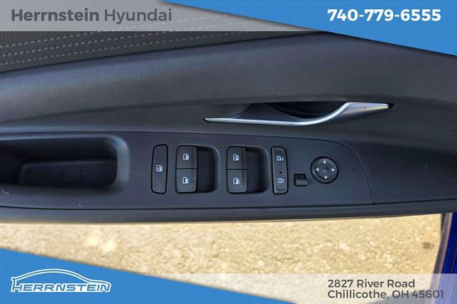 Used 2023 Hyundai Elantra SEL FWD image 15