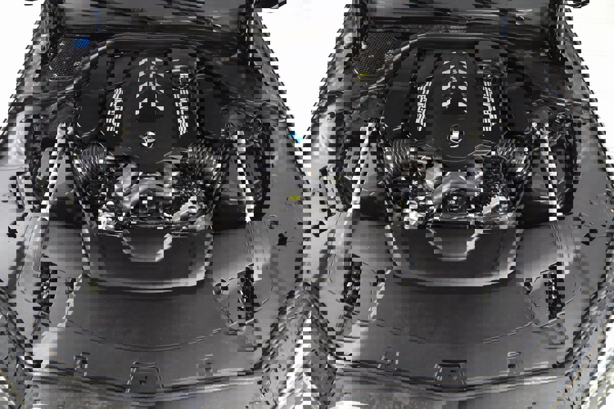 Used 2022 BMW 750i xDrive w/ M Sport Package image 69