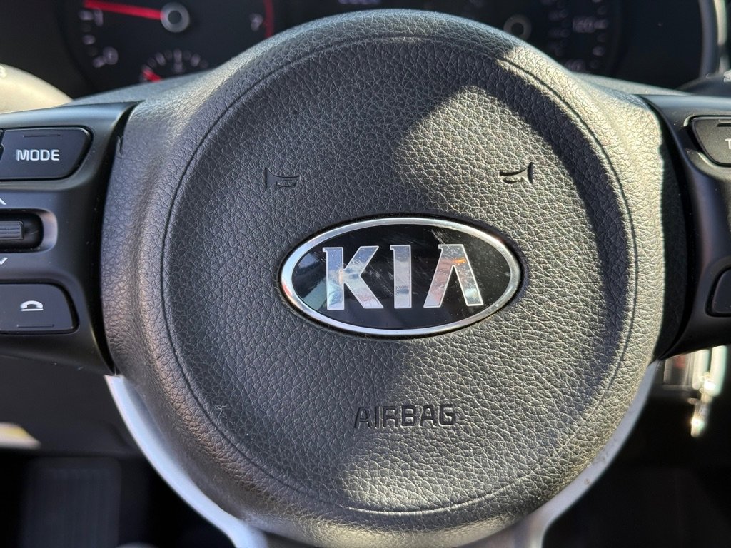 Used 2022 Kia Rio S image 15
