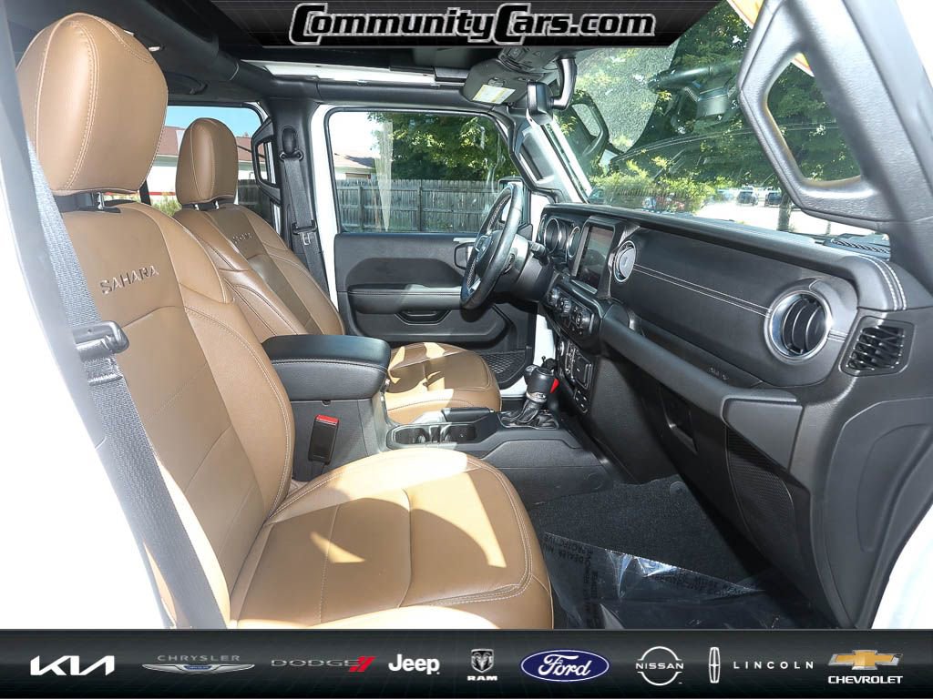 Used 2022 Jeep Wrangler Unlimited Sahara w/ Cold Weather Group image 22