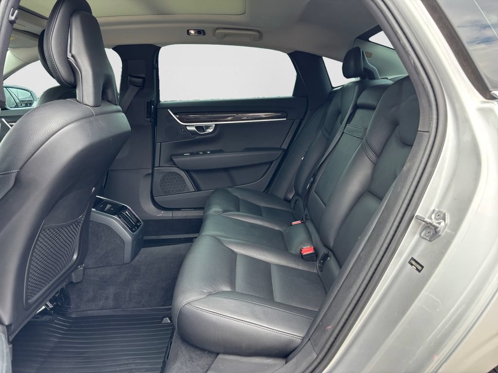 Used 2018 Volvo S90 T5 Momentum w/ Convenience Package FWD image 38
