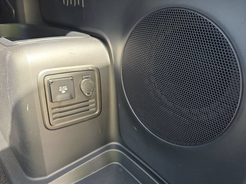 Used 2024 Toyota 4Runner Limited AWD/4WD image 39