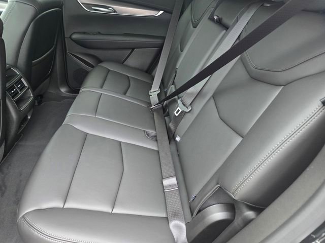 New 2026 Cadillac XT5 Luxury image 11