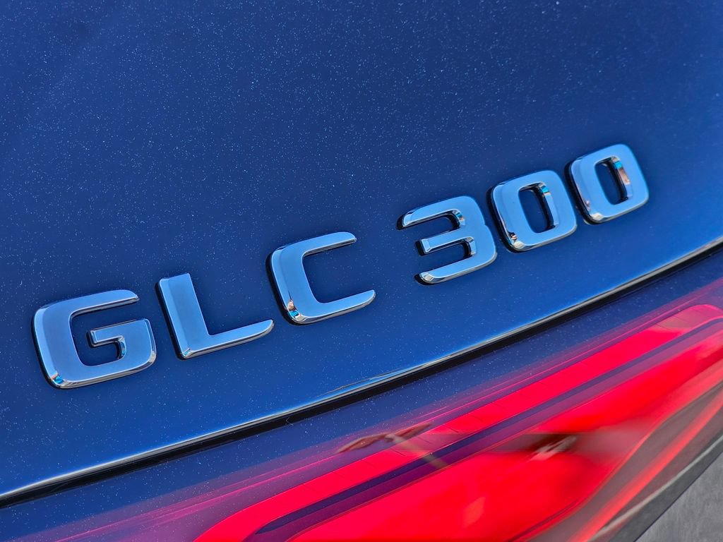 New 2026 Mercedes-Benz GLC 300 image 12