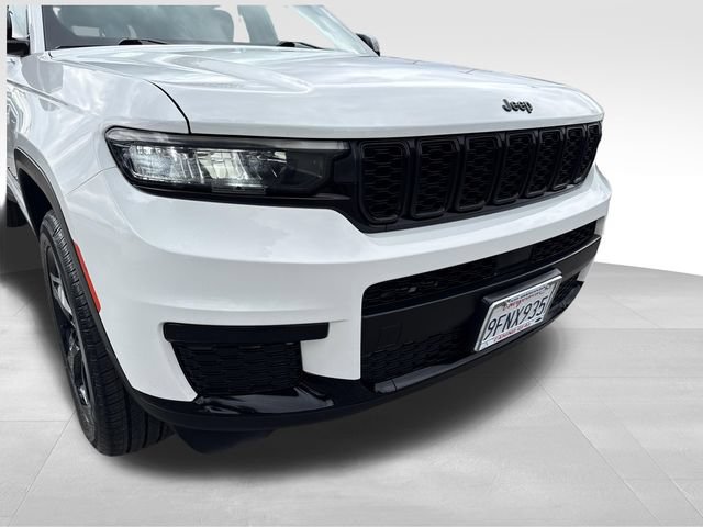 Used 2023 Jeep Grand Cherokee L Laredo AWD/4WD image 37