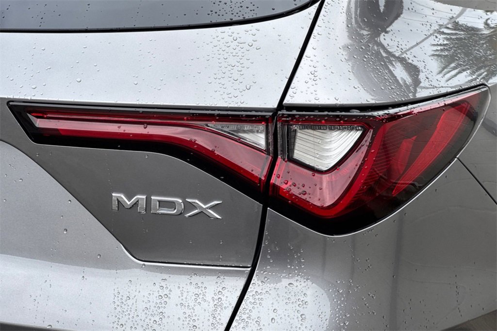 Certified 2025 Acura MDX w/ Technology Package image 37