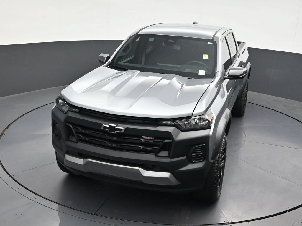 Used 2025 Chevrolet Colorado Trail Boss AWD/4WD image 23