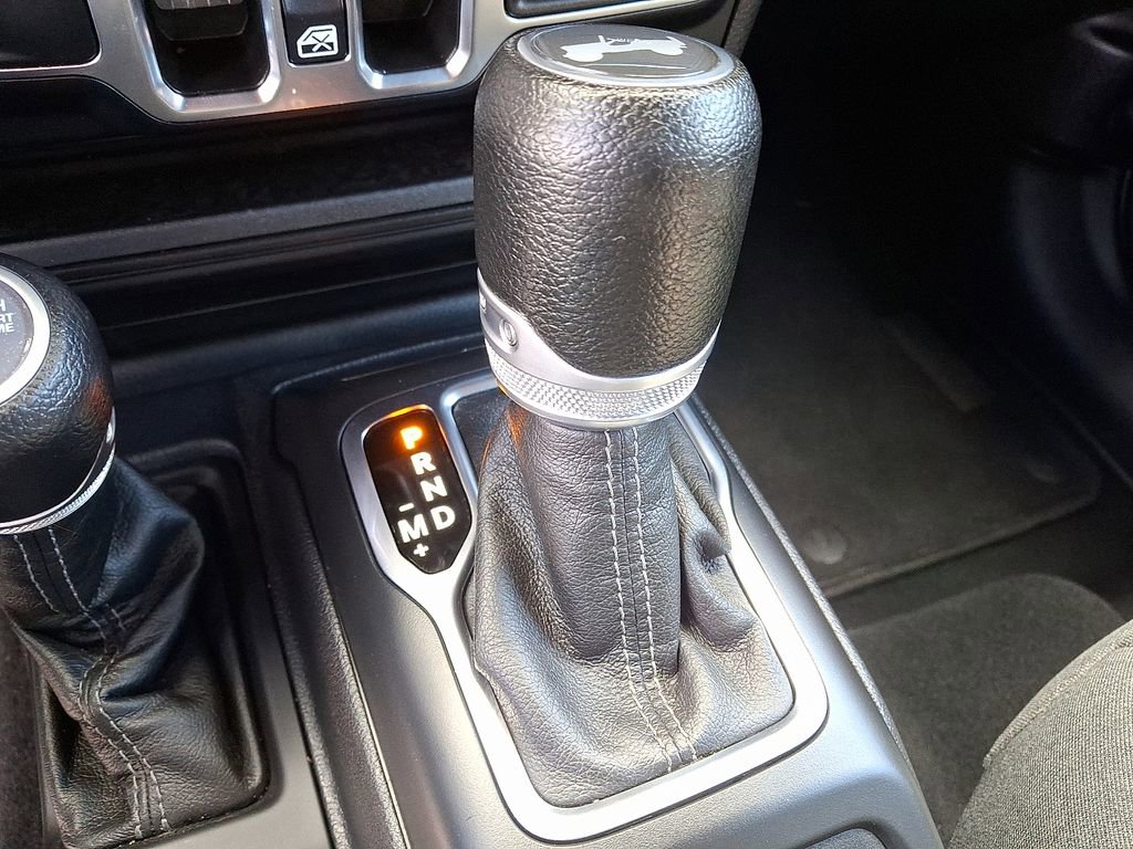 Used 2024 Jeep Wrangler Unlimited w/ Convenience Group image 15