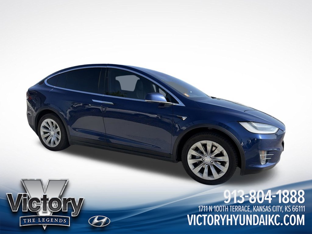 Used 2017 Tesla Model X AWD/4WD image 4