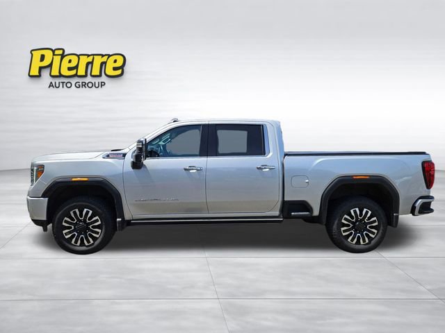 Used 2023 GMC Sierra 3500 Denali w/ Denali Ultimate Package AWD/4WD image 3