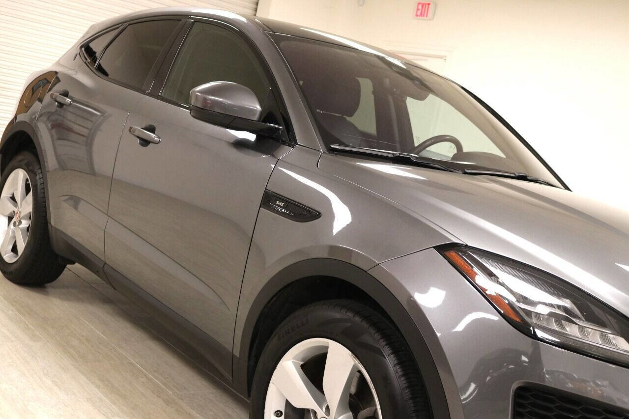 Used 2020 Jaguar E-PACE SE image 89