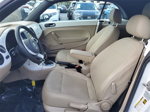 Used 2019 Volkswagen Beetle 2.0T S image 13