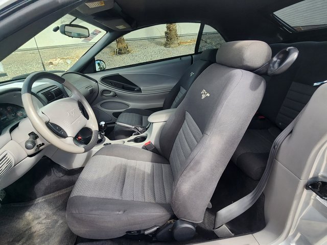 Used 2004 Ford Mustang GT image 9