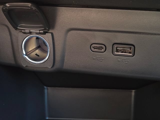New 2026 Chevrolet Trax LT w/ Driver Confidence Package FWD image 7