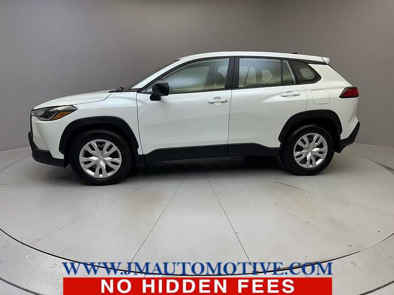 Used 2023 Toyota Corolla Cross L AWD/4WD image 2