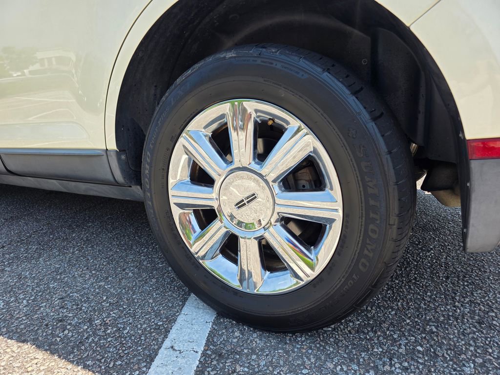 Used 2007 Lincoln MKX AWD image 33