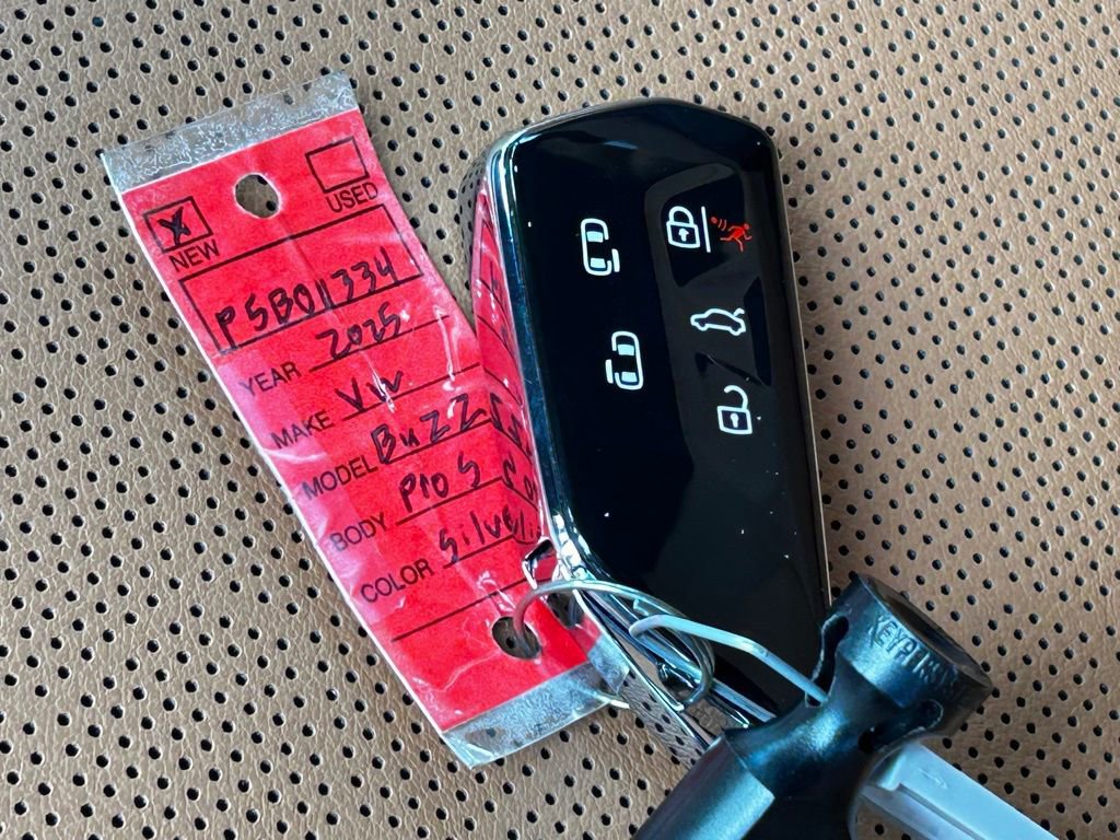 New 2025 Volkswagen ID. Buzz Pro S image 49