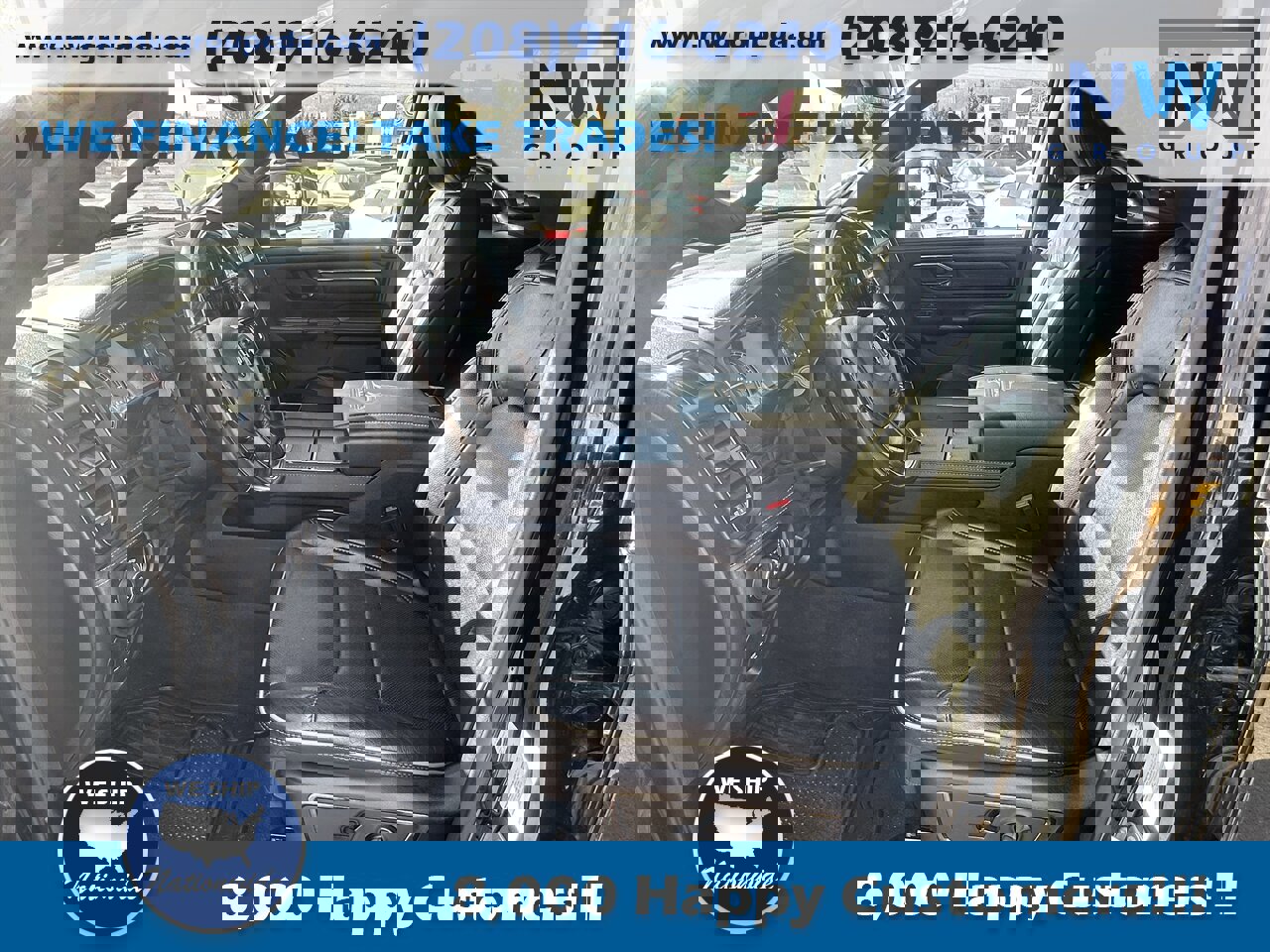 Used 2022 RAM 1500 Limited w/ Body-Colour Bumper Group image 13