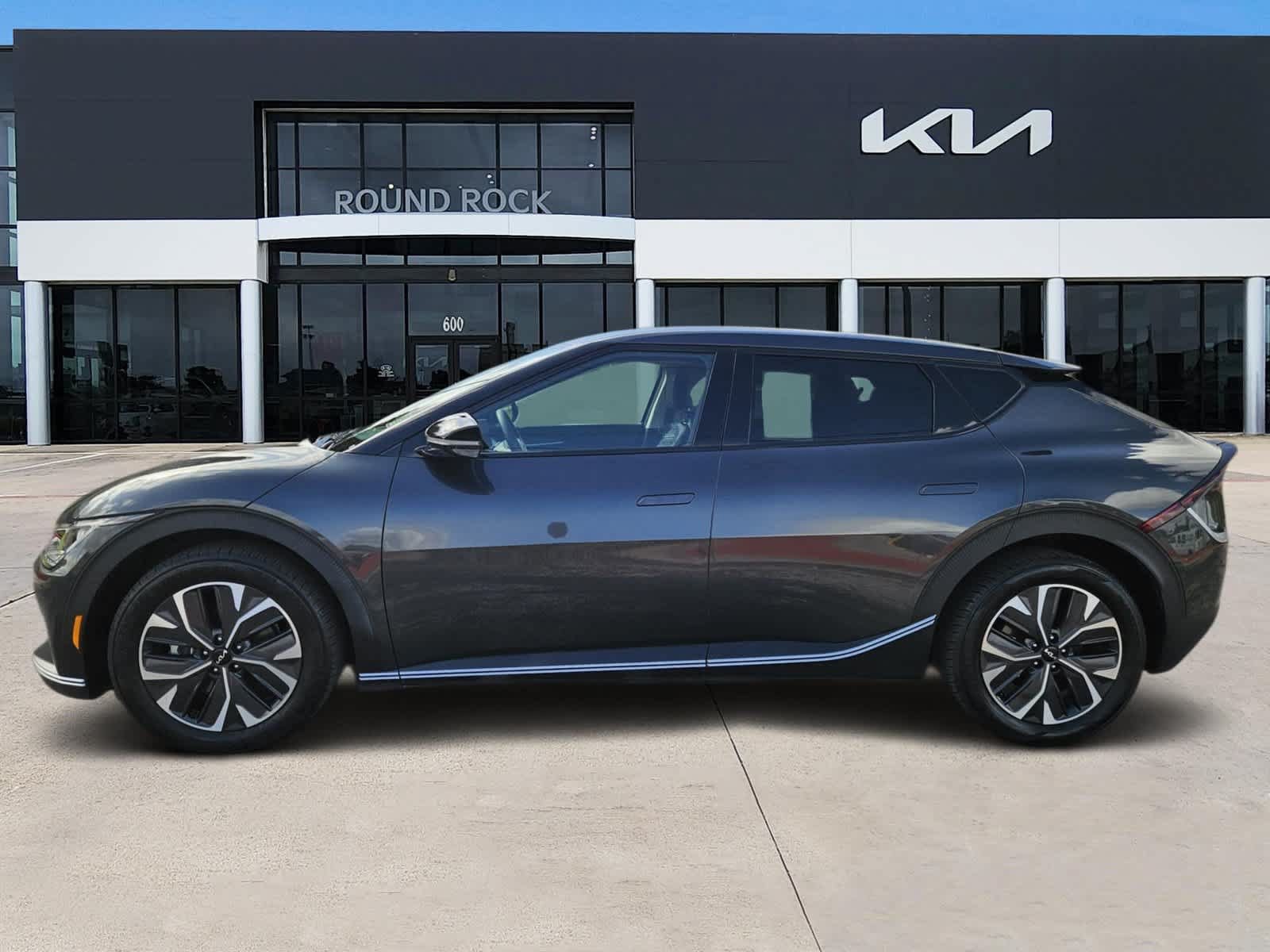 Certified 2024 Kia EV6 Light RWD image 4