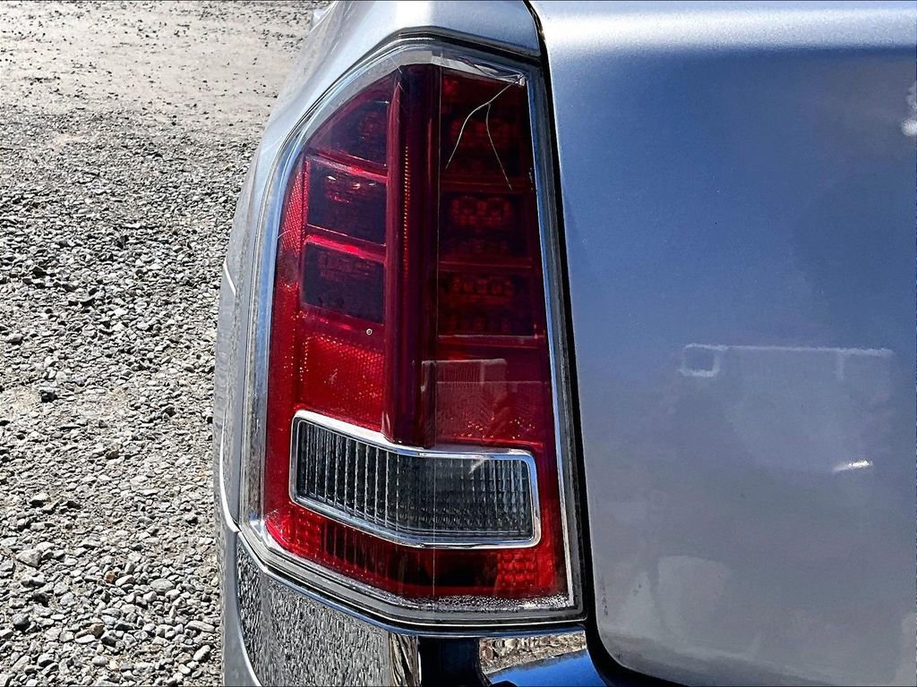 Used 2012 Chrysler 300 image 26