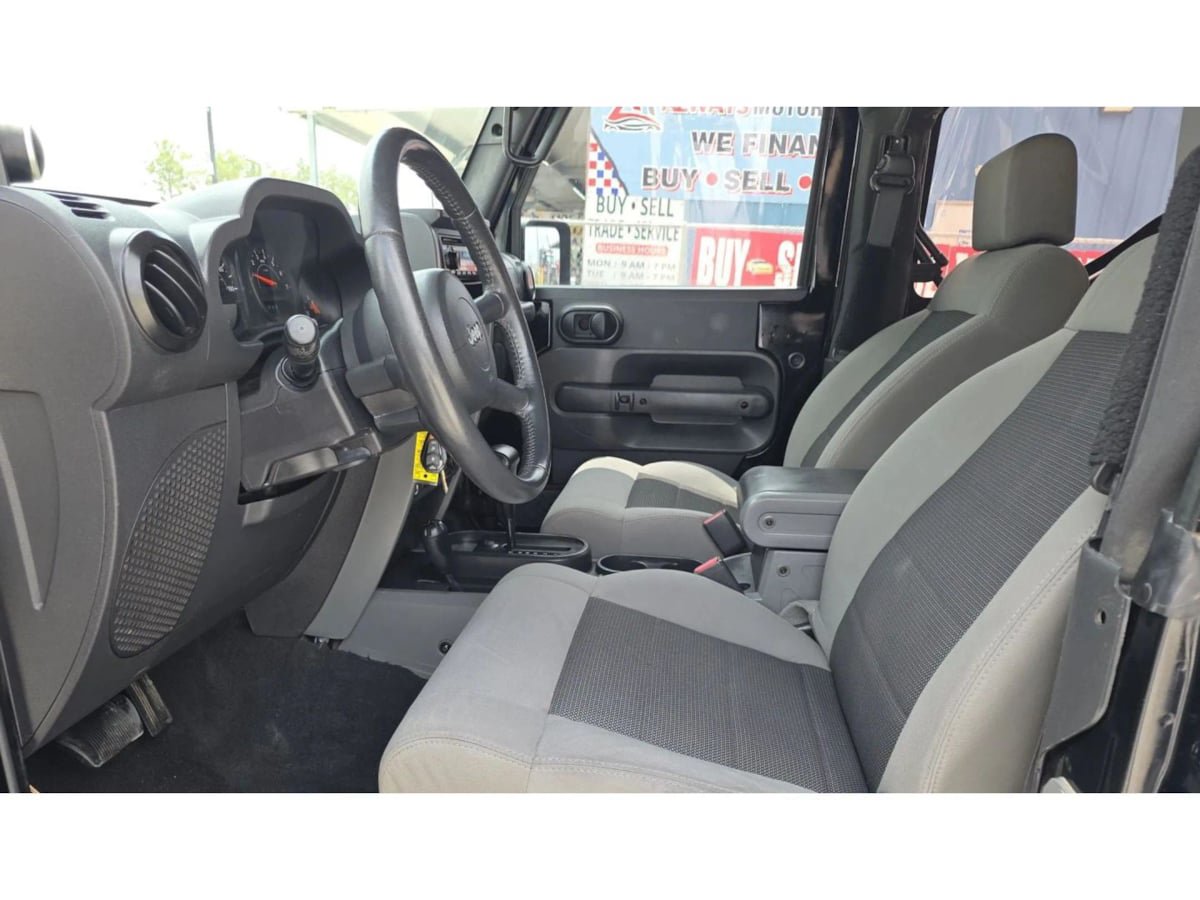 Used 2008 Jeep Wrangler X AWD/4WD image 12