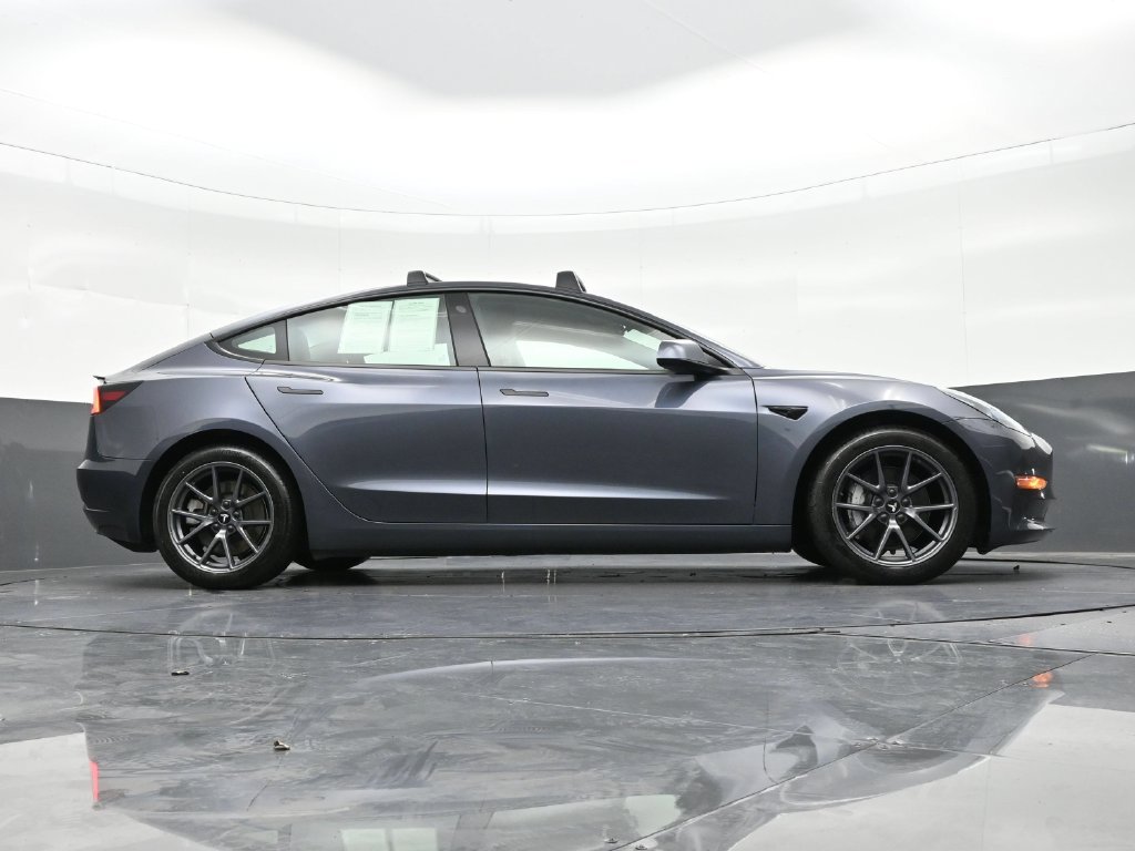 Used 2023 Tesla Model 3 Standard Range RWD image 28