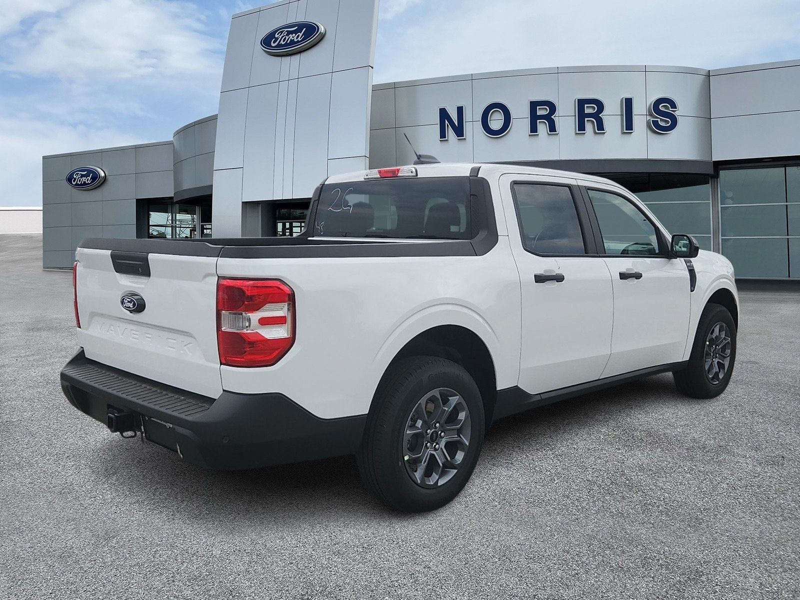 New 2026 Ford Maverick XLT w/ Equipment Group 301A AWD/4WD image 4