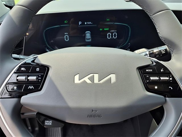 New 2025 Kia Niro EX image 15