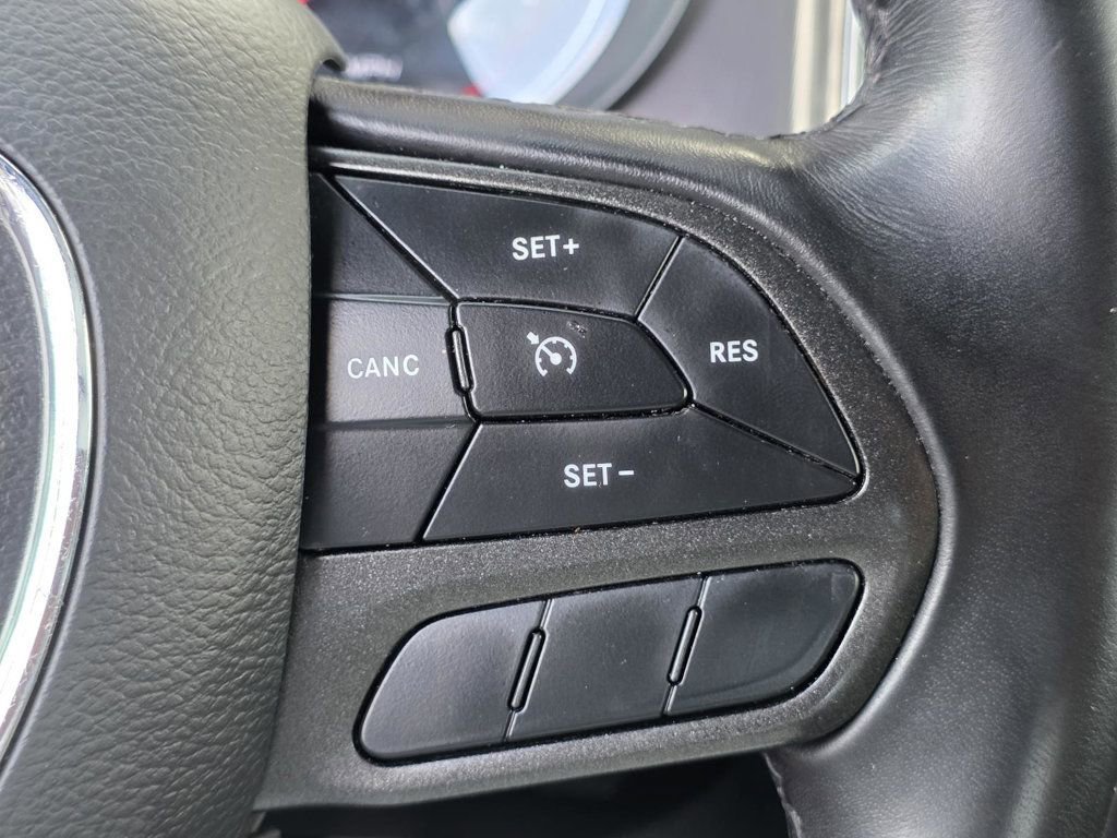 Used 2023 Dodge Charger SXT image 21