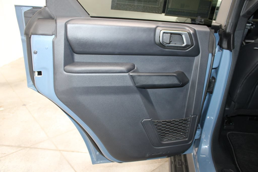 Used 2025 Ford Bronco Outer Banks AWD/4WD image 24