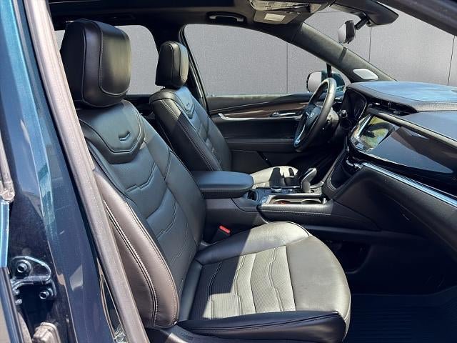 Certified 2025 Cadillac XT6 Premium Luxury w/ Platinum Package AWD/4WD image 45