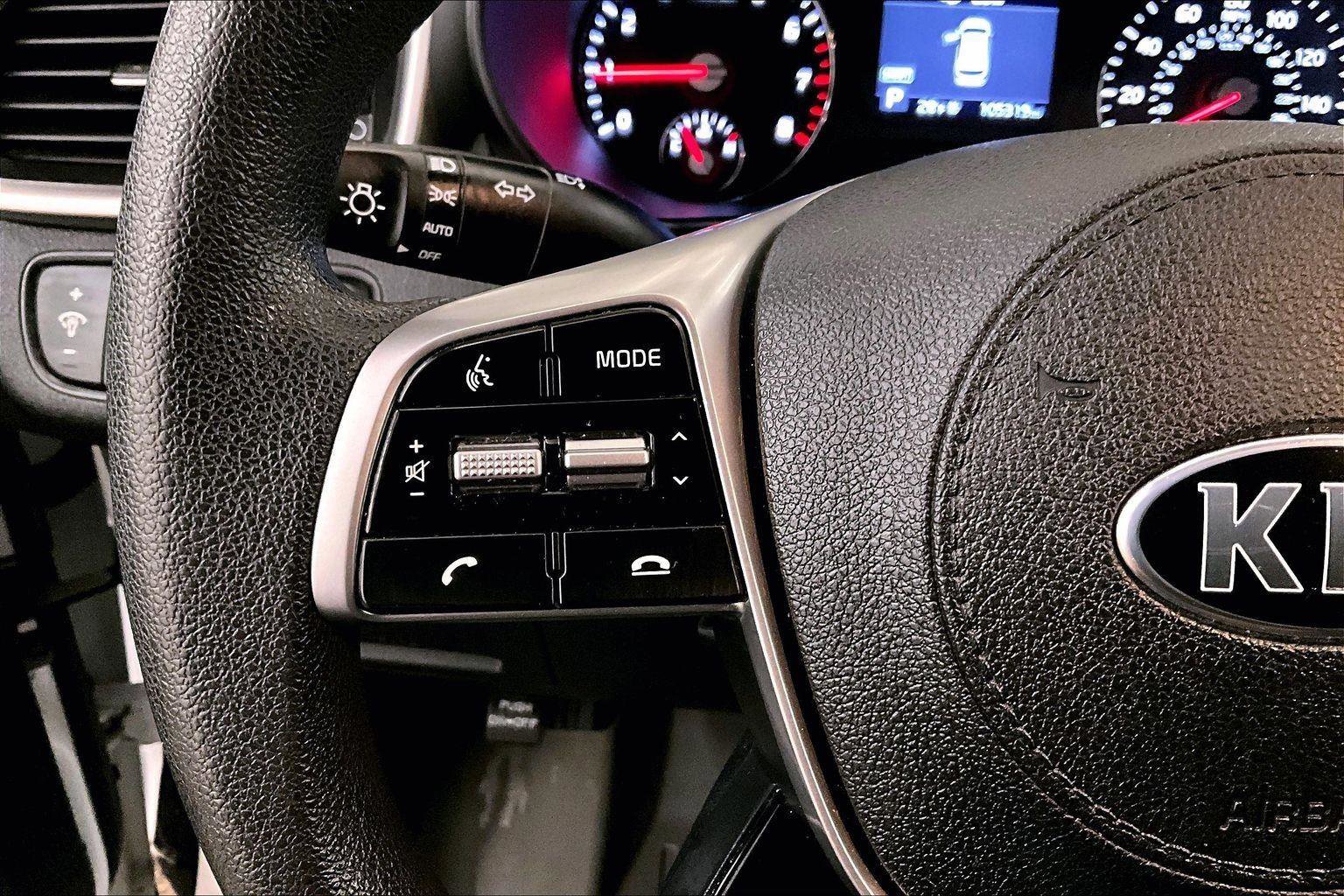 Used 2020 Kia Sorento AWD V6 image 18