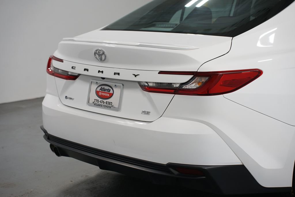 Certified 2025 Toyota Camry SE image 9