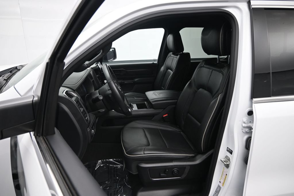 Used 2024 RAM 1500 Limited AWD/4WD image 21