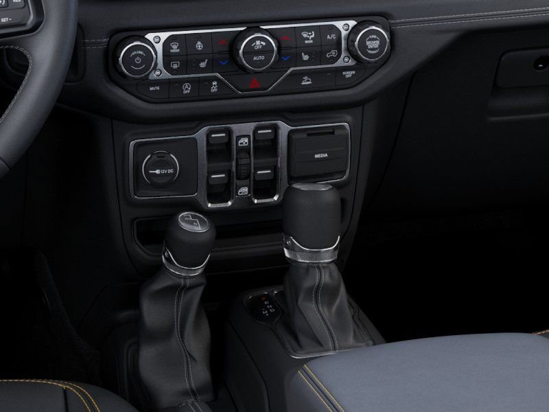 New 2025 Jeep Gladiator Sport image 24