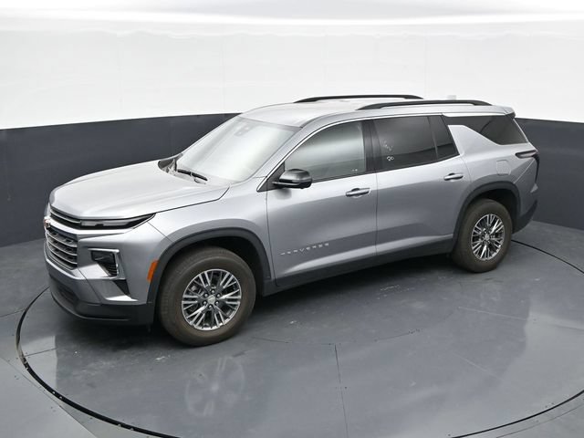 Used 2024 Chevrolet Traverse LT FWD image 30