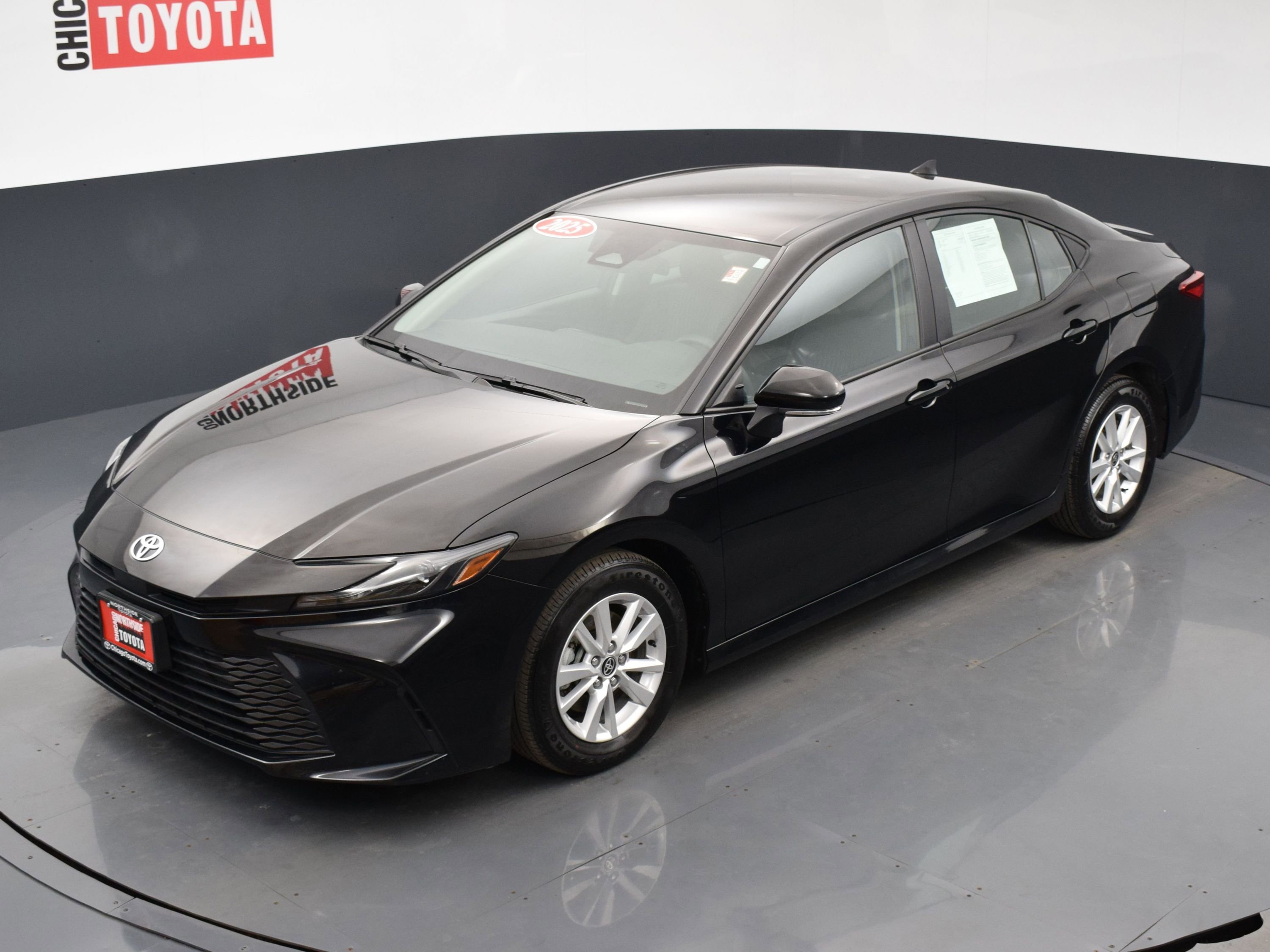 Used 2025 Toyota Camry LE image 24