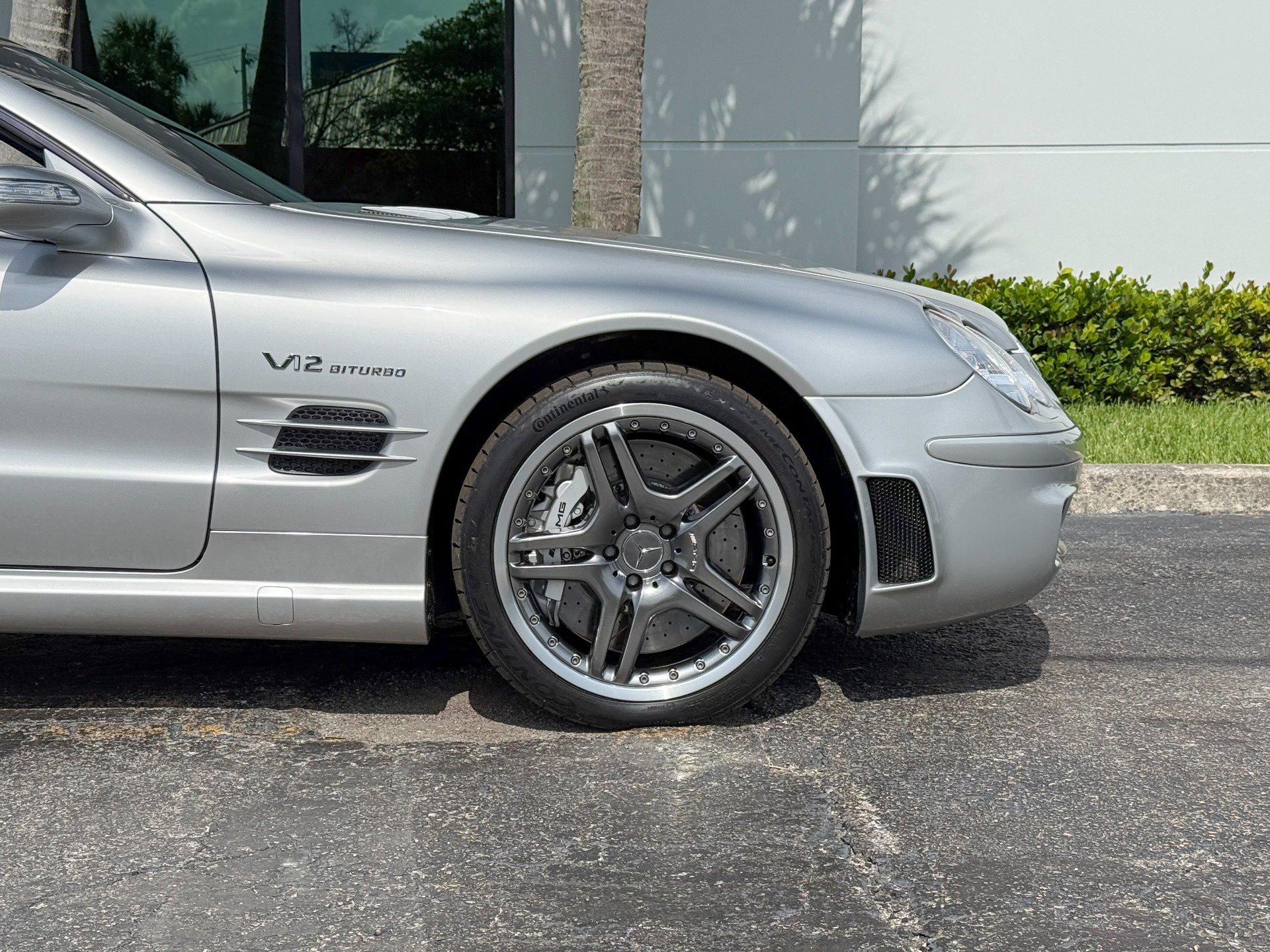 Used 2005 Mercedes-Benz SL 65 AMG image 3