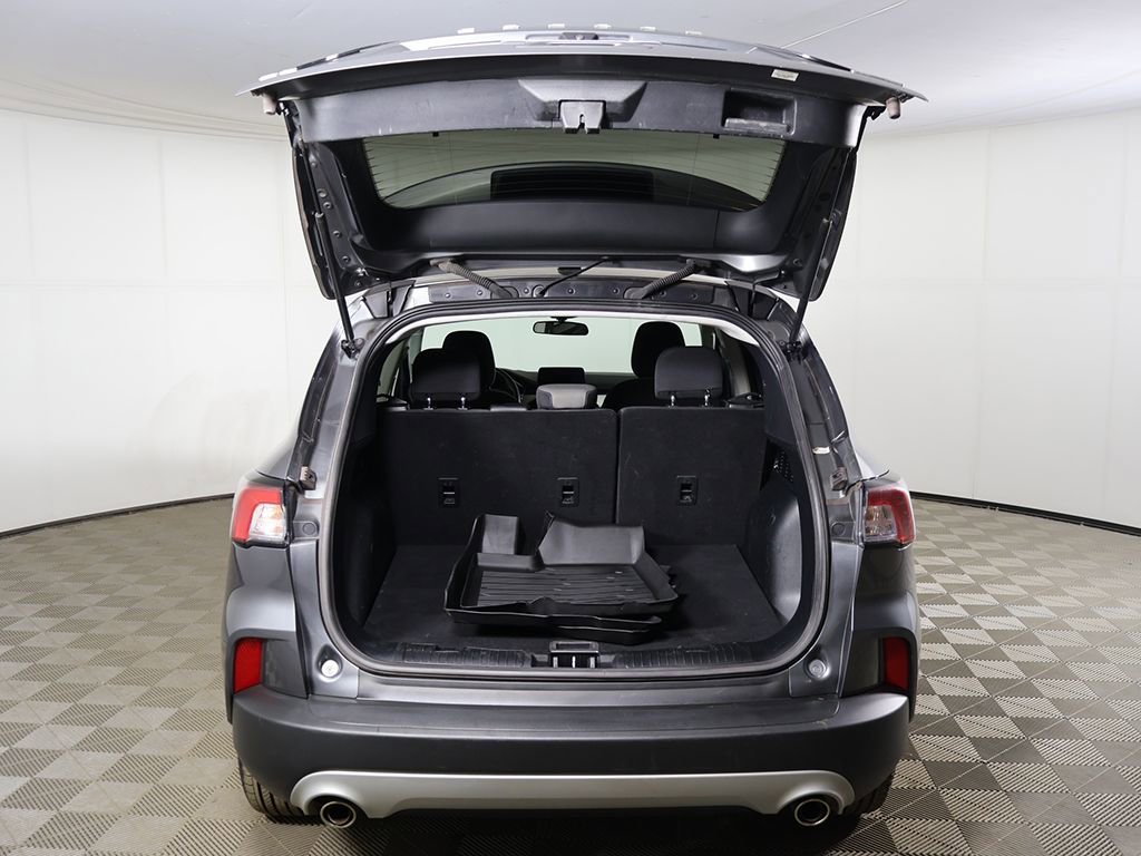 Used 2022 Ford Escape SE image 13