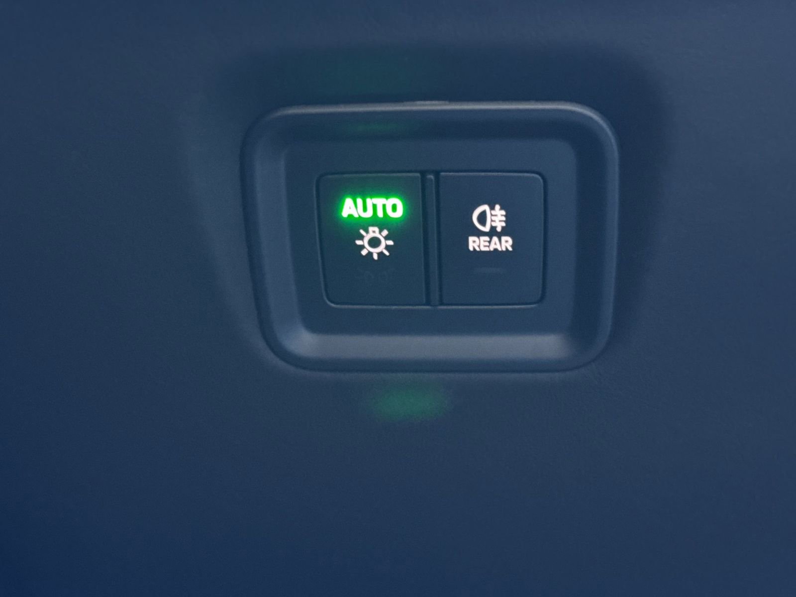 Certified 2026 Porsche Cayenne GTS image 33