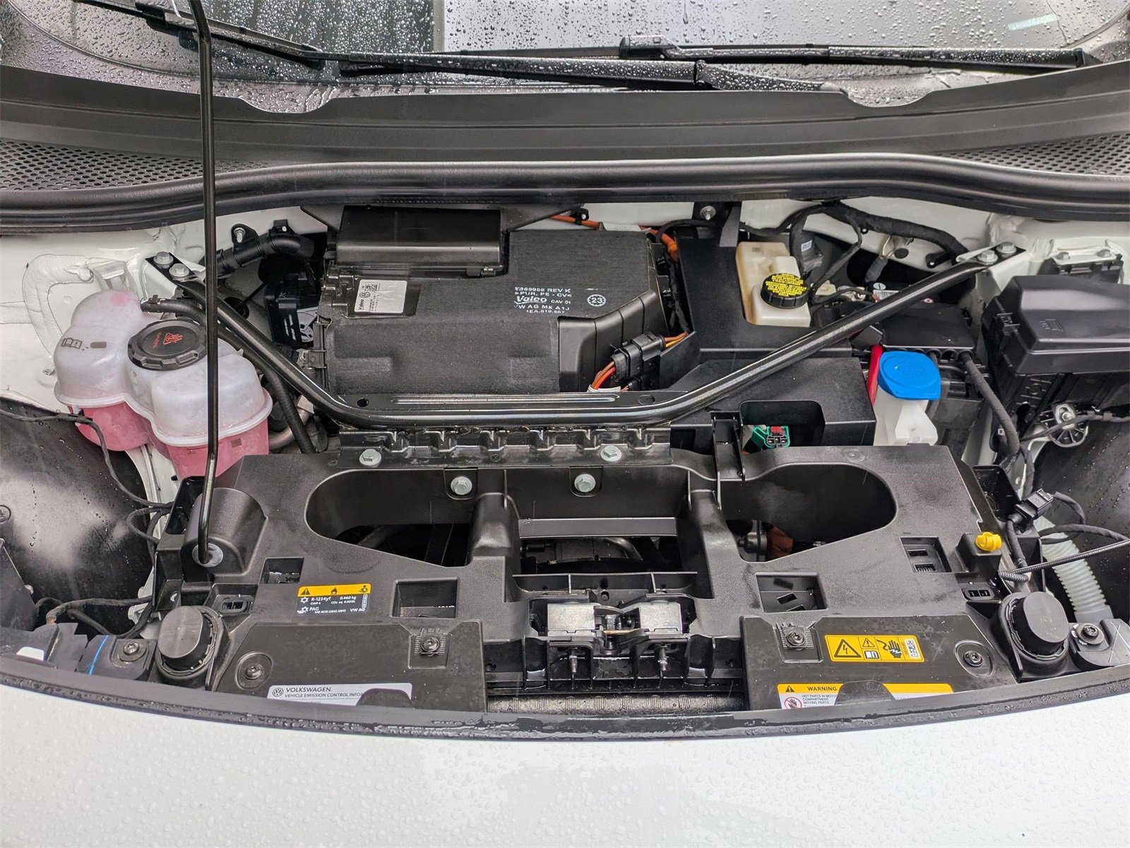 Used 2023 Volkswagen ID.4 Pro image 22