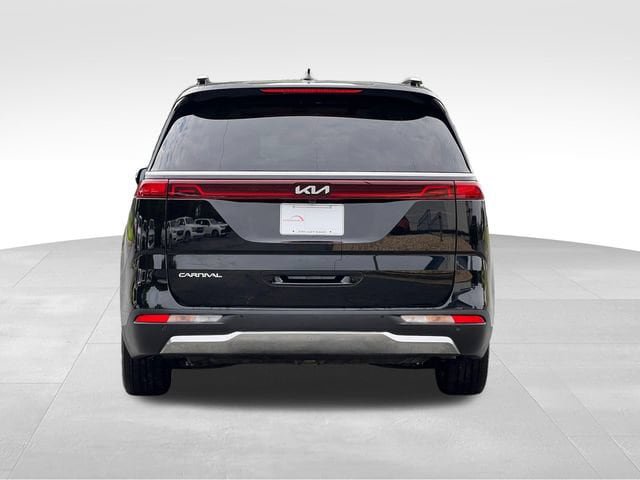 Used 2024 Kia Carnival SX Prestige FWD image 4