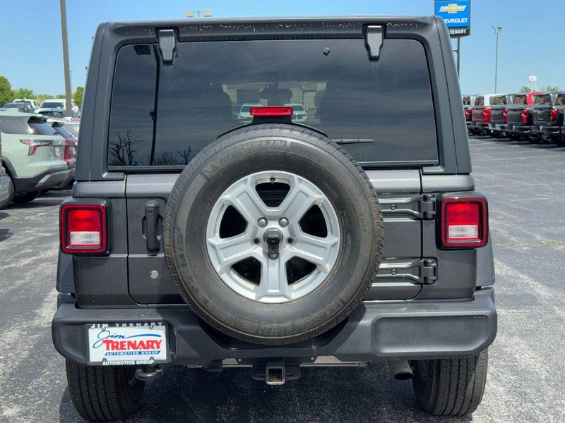 Used 2018 Jeep Wrangler Unlimited Sport S AWD/4WD image 4