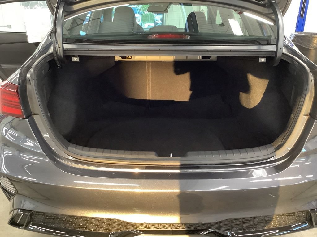 Certified 2023 Kia Forte GT-Line w/ GT-Line Technology Package FWD image 19