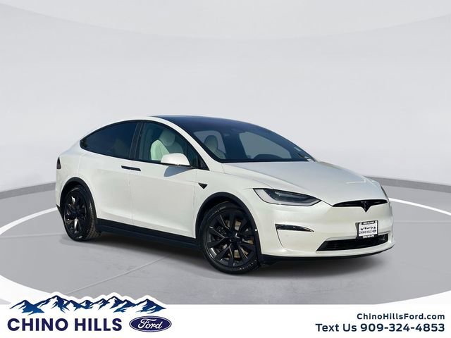 Used 2023 Tesla Model X image 1