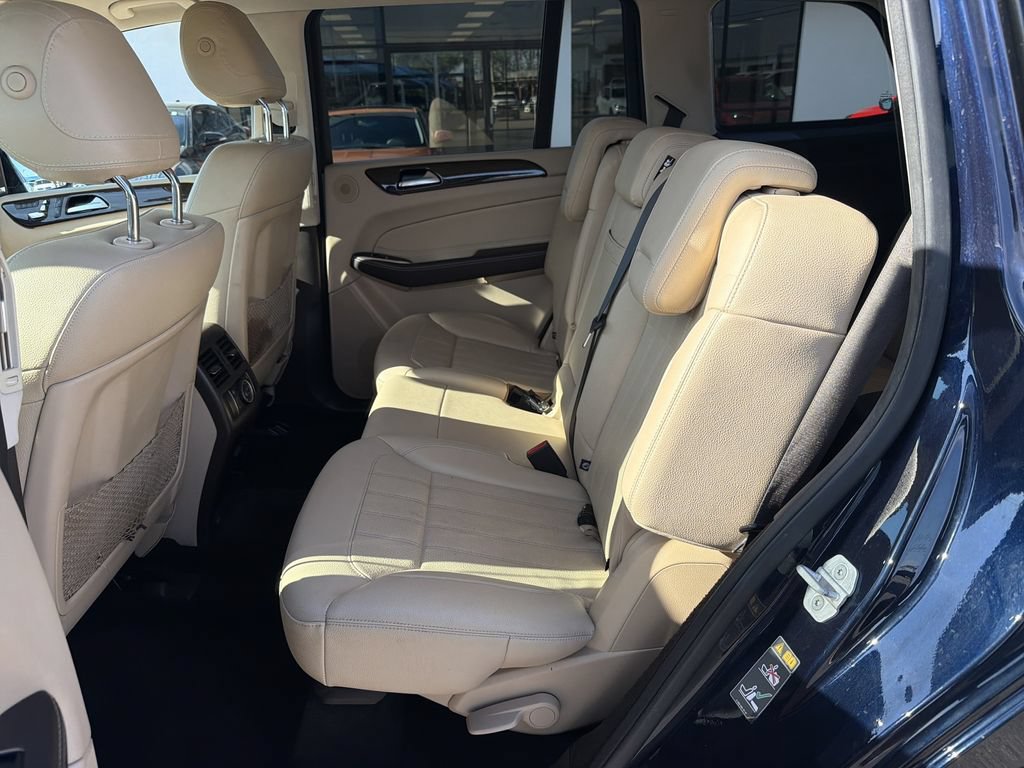 Used 2018 Mercedes-Benz GLS 450 4MATIC w/ Premium Package image 19