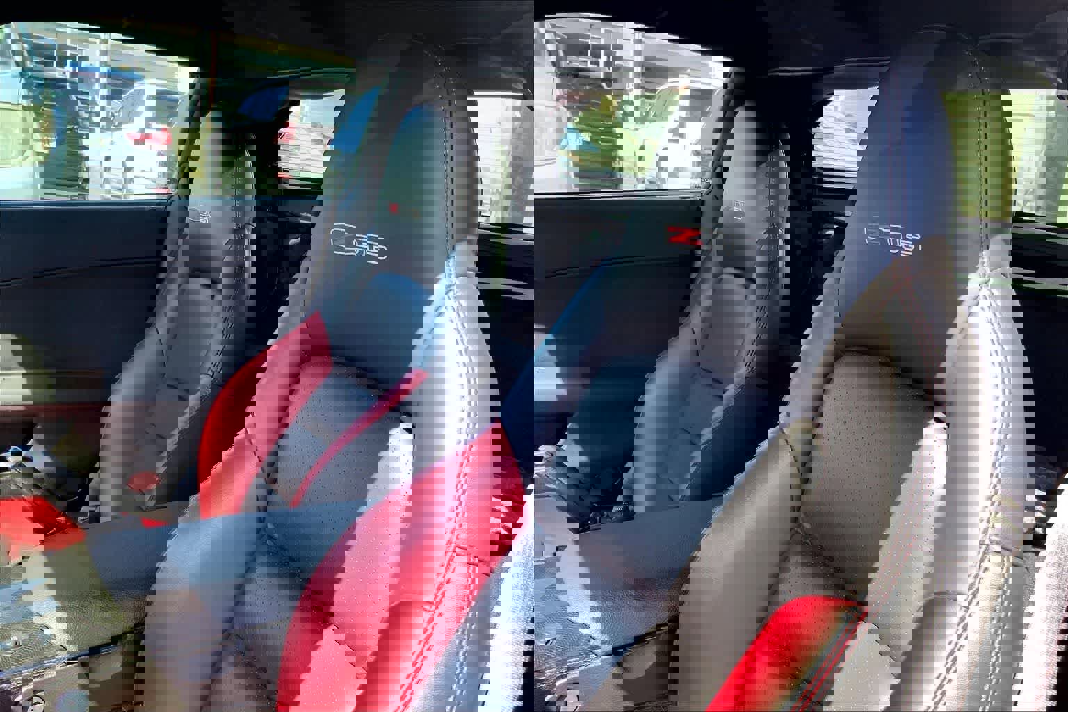 Used 2006 Chevrolet Corvette Z06 w/ Preferred Equipment Group image 12