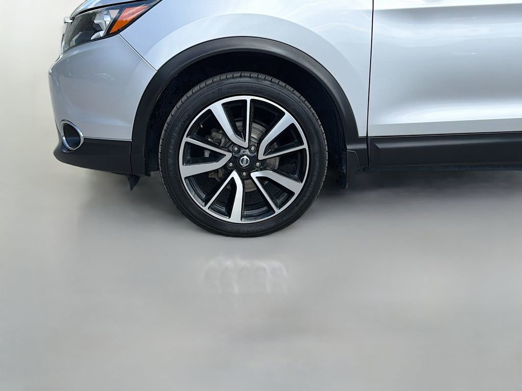 Used 2017 Nissan Rogue Sport SL w/ SL Premium Package image 34