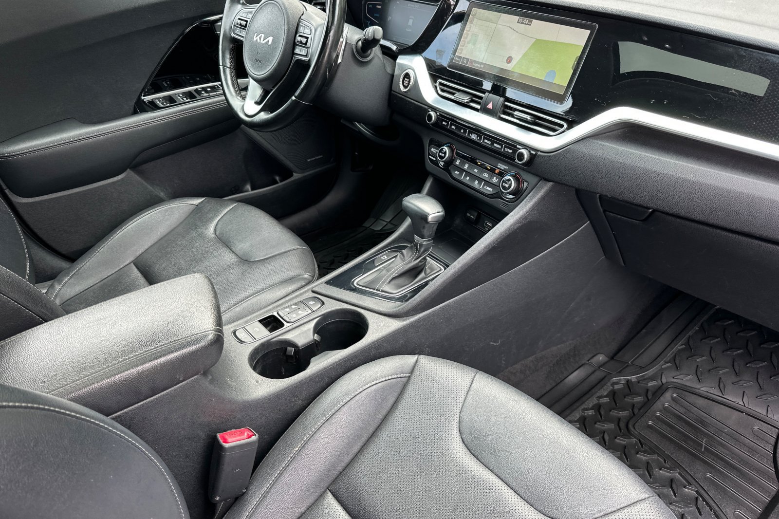 Certified 2022 Kia Niro EX Premium FWD image 18