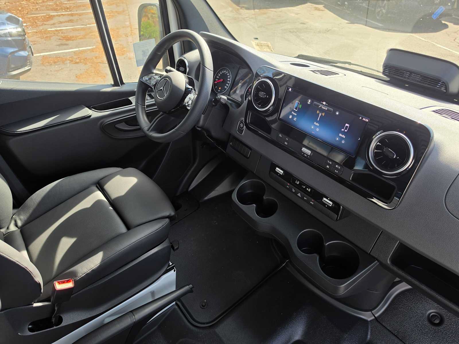 New 2026 Mercedes-Benz Sprinter 2500 image 10